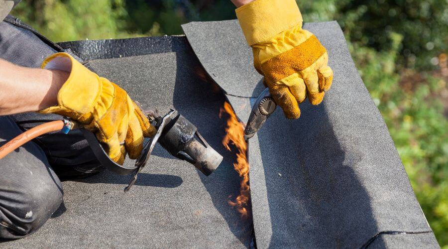 Expert Emergency Roof Repairs services in Petty, TX